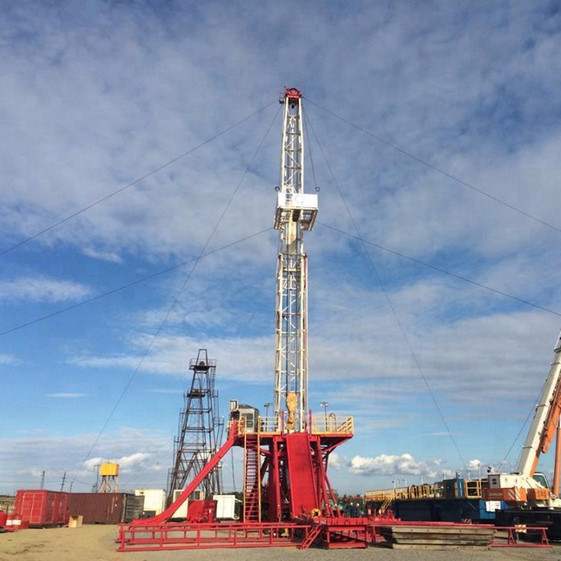 Land Oil Drilling Rig / 1000m-7000m Completed Service Drilling Rig